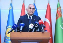 Bakan Ersoy'dan dijital çağ uyarısı: “Kültürel yozlaşmayı beraberinde getiriyor”