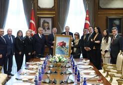 Cumhurbaşkanı Erdoğan, Türk Demokrasi Vakfı heyetini kabul etti