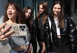 Daha On Yedi'nin gençlerinden ilk selfie'ler!