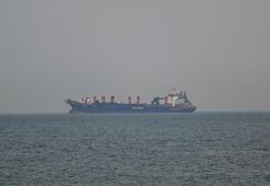 ABD ablukasının gölgesinde Hürmüz'de kritik gelişme! 'İlk gemi geçti'