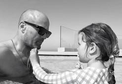 Jason Statham Antalya’da sonsuzluk havuzunda poz verdi!