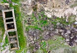 Herkes ‘Eski Mardin’ diyor ama Mardin’e kilometrelerce uzakta! Haritalarda adı geçmeyen yol: Ödül gibi