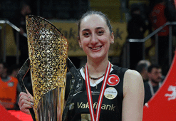 Ayça Aykaç VakıfBank'a vedasını gözyaşlarıyla açıkladı!