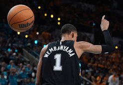 NBA'de Victor Wembanyama'dan tarihi başarı! En genç "Yılın savunmacısı" oldu