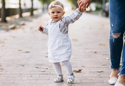 İlk adım dönemi, bebeğin en hassas evresi! Ayakkabı seçimi nasıl yapılmalı?