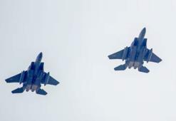 Savaş uçağı pilotlarından akılalmaz hata! Fotoğraf çekilmek isterken çarpıştıkları ortaya çıktı