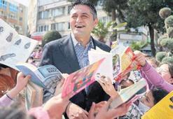 Aliağa’da çocuklara 23 Nisan armağanı