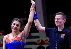 Avrupa Güreş Şampiyonası'nda tarihi başarı! Nesrin Baş Avrupa şampiyonu oldu