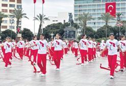 İzmir’de 23 Nisan coşkusu