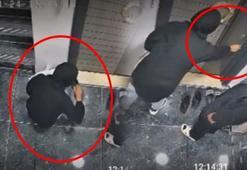 Siirt’te akıllara durgunluk veren olay! Ayakkabıyı koklayıp, kartla kapıyı zorladılar