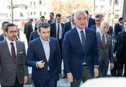 KÜME, Karaköy Palas’ta 'Mümkün' temasıyla ArtıKÜME 2025 ve ODAK sergilerini tanıttı