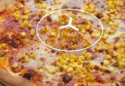 Pizza kutusundaki 'küçük sehpa' ne işe yarıyor? Krizi fırsata çeviren buluşun hikâyesi