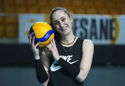 VakıfBank'ta Ayça Aykaç Altıntaş'tan Imoco mesajı
