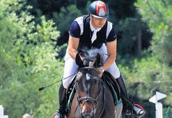 Sporseverler baharı Kemer’de karşılıyor