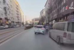 "Kamera çekiyor mu" dedikten saniyeler sonra kaza yaptı