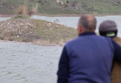 Sular çekilince ortaya çıkmıştı, 2 yıl sonra yeniden kayboldu! ‘Karşısına geçip duamızı edeceğiz’