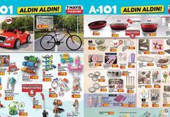 BUGÜN SATIŞTA! 7 MAYIS A101 KATALOĞU | A101 Aldın Aldın 7 Mayıs Perşembe aktüel kataloğunda hangi ürünler var? Şarjlı Dik Süpürge, Çay Makinesi Inox, Kapaklı Metal Saklama Kabı Seti, Seramik Demlik, Lotus Tava...
