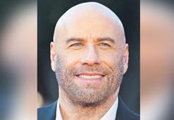 Travolta uçuş tutkusunu çekti