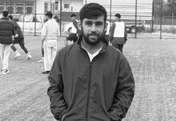 Arızalanan aracını kontrol etmek isterken otomobil çarptı! Amatör futbolcu hayatını kaybetti