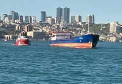 İstanbul Boğazı'nda gemi makine arızası yaptı