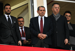 Galatasaray'da Dursun Özbek, Ali Sami Yen'in arkasına yerleşmeye hazırlanıyor