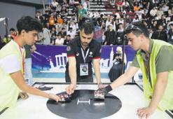 Robotlar Antalya’da yarışıyor
