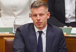 Macaristan'da 16 yıllık Orban devri sona erdi! Magyar'ın başbakanlığı resmen duyuruldu
