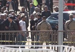 Van’daki hayvan pazarında ortalık savaş alanına döndü! Silahlı kavga faciayla bitti: 1 ölü, 13 yaralı