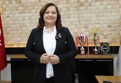 BURCU KÖKSAL KİMDİR? Ak Parti'ye geçen Afyonkarahisar Belediye Başkanı Burcu Köksal hayatı ve kariyeri...