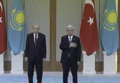 Cumhurbaşkanı Erdoğan, Kazakistan’da resmi törenle karşılandı