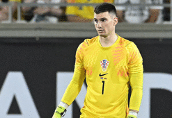 Fenerbahçe'de Livakovic yönetimle görüşecek! Bonservisi belli oldu