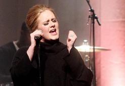 Adele'in mucizevi dönüşümü! 45 kilo verdiren o süreç