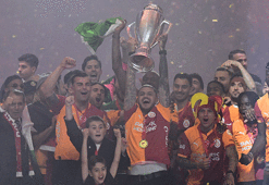 Galatasaray üst üste 4. şampiyonluğunu kutladı!