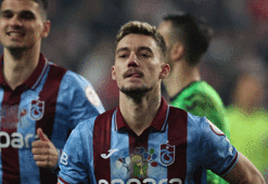 Trabzonspor kararını verdi! Ernest Muçi'nin geleceği belli oldu
