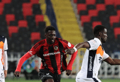 Süper Lig'de Başakşehir, Gaziantep FK'yı ilk yarıda bulduğu gollerle mağlup etti!