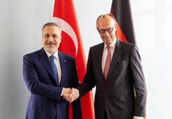 Dışişleri Bakanı Hakan Fidan, Berlin'de Almanya Başbakanı Merz tarafından kabul edildi