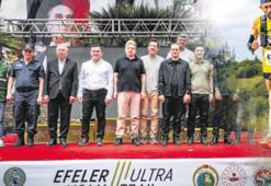 Efeler Yolu’nda nefes kesen koşu