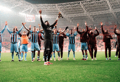 Trabzonspor'da teknik direktör Fatih Tekke gelecek için umut verdi!