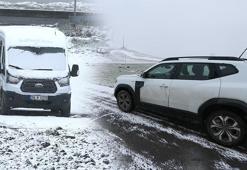 Kars ve Ardahan'da kar yağışı etkili oldu