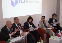 Roma’da 'Ankara NATO Zirvesi Ekseninde İttifakın Güney Kanadı' paneli düzenlendi
