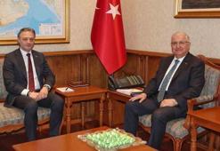 Milli Savunma Bakanı Güler, Polonya Devlet Bakanı Grodecki ile görüştü