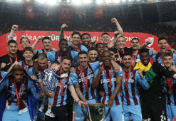 Trabzonspor'dan 2 yıldızına veda! Resmen açıklandı