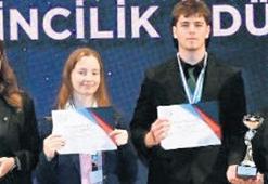Liseliler geleceğin projeleriyle yarıştı