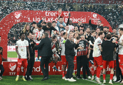1. Lig'de play-off finalinde Esenler Erokspor ile Çorum FK karşı karşıya