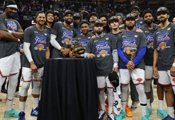 NBA'de New York Knicks, 27 yıl sonra finale yükseldi