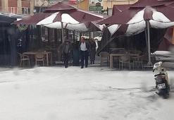 Afyon'da yağmur ve dolu yaşamı olumsuz etkiledi