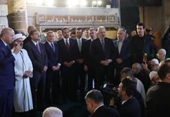 Cumhurbaşkanı Erdoğan cuma namazını Ayasofya Camii'nde kıldı