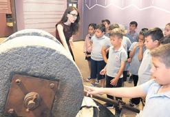 Tarih kaşifleri kent arşivinde