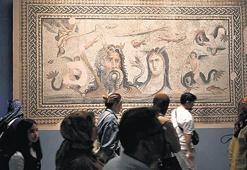 Bayramda Zeugma’ya koştuk