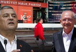 CHP'de aynı saatte iki farklı bayramlaşma! Genel Merkez'deki afiş detayı dikkat çekti